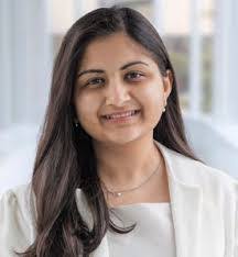 Dannie James's Instagram, Twitter & Facebook