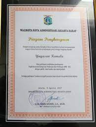 Piagam penghargaan bahasa inggrisnya piagam penghargaan bola voli piagam penghargaan bakti sosial piagam penghargaan bisa di edit penghargaan juara volly contoh piagam penghargaan volly ball piagam penghargaan word piagam penghargaan wisudawan terbaik piagam. 20 Ide Sertifikat Ucapan Wisuda Cerita Wisuda