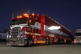 Bj And The Bear Truck Interior Pin By Jim Mcgrath On Kenworth Au Kenworth Trucks Big Trucks Big Rig Trucks