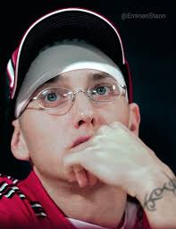49 nápadů na nástěnce Eminem