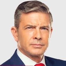 Daniel Dionisio's Instagram, Twitter & Facebook