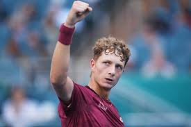 Martin Landaluce vs. Adam Walton: ATP Madrid Open Predictions & Best Bets