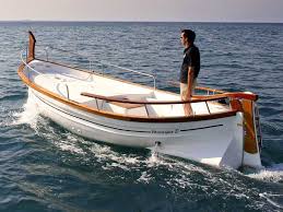 Menorquin Llaut Mll 27 Solarium Marinfinito Com Barcos Embarcaciones Veleros