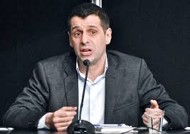 Le paisible peuple québecois est actuellement soumis à un régime de peur et de division. Eric Duhaime Songe A La Chefferie Du Parti Conservateur Du Quebec Wikinews