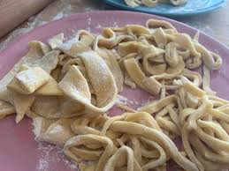 Pagesbusinessesfood & beveragerestaurantcomfort food restauranttrattoria allevoltevideostagliolini fatti in casa al. Pasta All Uovo Fatta In Casa La Ricetta Originale Facile Con Video