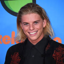 YouTube Star Eva Gutowski Love Life: New Beau, Exes, Dating