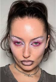 Creative Editorial Makeup Tutorial for Unique Looks