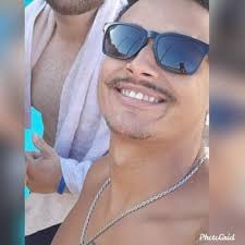 At least a million of them are on instagram. Douglas Souza Douglas00382503 Twitter