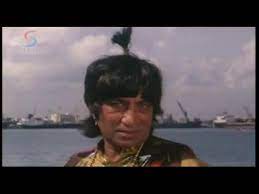 Gunda - Chutiya (the hair kind) introduction: Mera naam hai Chutiya, Achon-achon ki main khadi karta hoon khatiya | Facebook