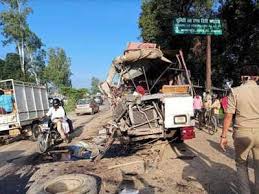 Hindi news signaling holds a good popularity amidst the people of this electoral district. Six Killed Over A Dozen Injured After Two Upsrtc Buses Collide Head On In Lucknow Lucknow News Feedlinks Net Lucknow Truck Driver Bus