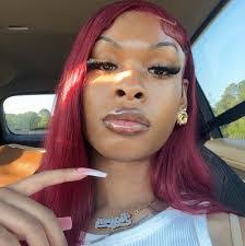 Dre Simms's Instagram, Twitter & Facebook