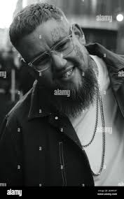 Graham reeves hi-res stock photography and images