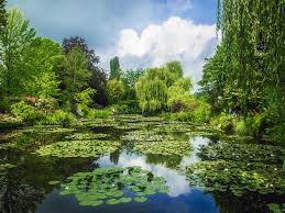 À sa mort en 2010, jacques martin laisse des. 7 Things To Know Before You Visit Giverny France