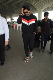 allu arjun photos hd latest images pictures stills of allu arjun filmibeat allu arjun photos hd latest images
