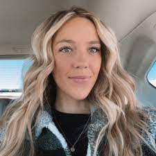 Whitney Waddell's Instagram, Twitter & Facebook