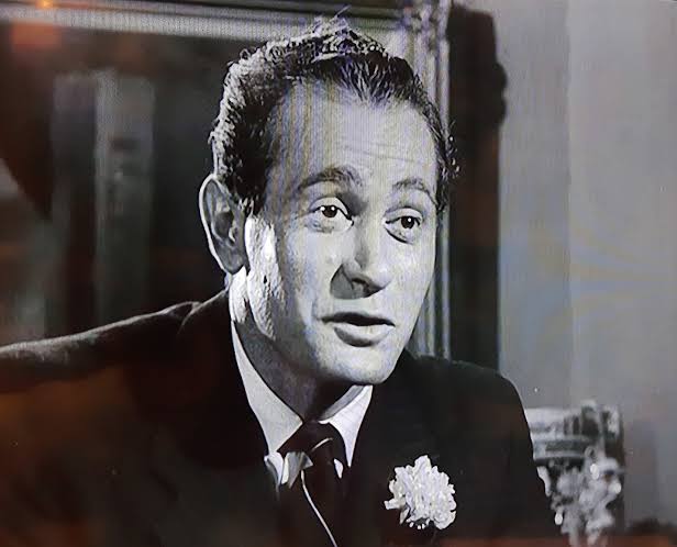 Darren McGavin's early role in Alfred Hitchcock Presents
