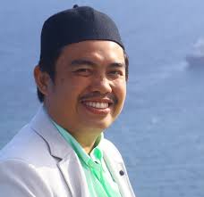 312,569 likes · 12,944 talking about this. Biodata Ustaz Muhammad Bin Abdullah Malaylolo