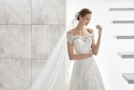 Pure essence is the collection that will represent every bride unique sole and style at the same time. Brautkleider Hochzeitskleider Von Adornia Brautmode