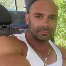 We all know town is abit rubbish for shopping etc but one shop in  Scunthorpe that it's always a pleasure going to D speights cycle shop,  never had to wait longer then