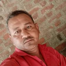 The 80s film Mannequin premiered