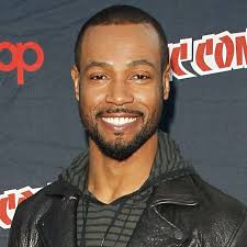 Neve Campbell's Dating and Relationship History