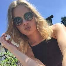 Alexis Webster's Instagram, Twitter & Facebook