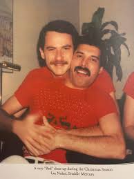 When rami malek learned he was in the running to play freddie mercury in the queen biopic bohemian rhapsody, he got himself a set of fake front teeth. From Don T Stop Us Now A Great New Freddie Mercury Book Queen