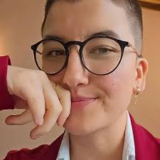 🏳️‍🌈 Algoritmo me conecte com mulheres lésbicas lindas, gatas, gostosas,  loucas, inteligentes, feministas, parceiras, que gostem de rock, que  preferem casinha a balada, que amem bichinhos, que não reclamem do meu  cigarro,