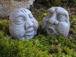 picture 2 of 6 sculpture visage