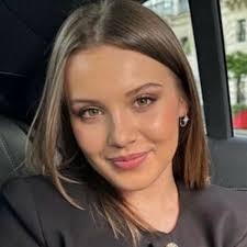 Carla Lazzari : cette célébrité au fort caractère qu'elle n'a "pas voulu  décevoir" sur Fort Boyard