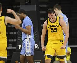 Iowa's overtime loss to tennessee in the 2019 tourney, when he was a. Four Gifts For Hawkeye Fans To Appreciate On This Unusual Christmas Day Hawk Fanatic