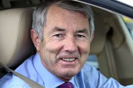 Gerry O'Carroll: Cack-handed carry-on by lad Lowry does no one any favours 