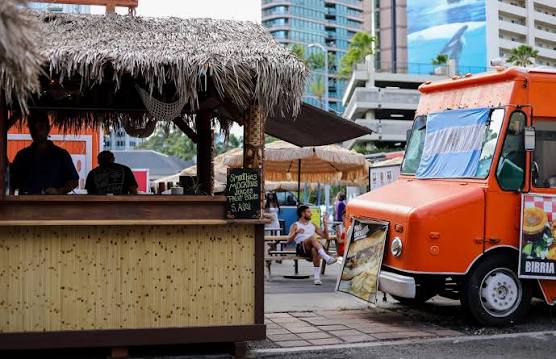 Food truck park — Food court food truck in Honolulu, Hawaii