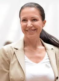 Ex-Europaabgeordnete Barbara Kappel gibt zu, "Geldbotin" für FPÖ gewesen zu  sein