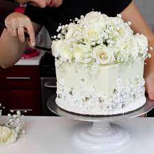 Garnish your cake with petals and leaves of real flowers(edible). How To Put Fresh Flowers On A Buttercream Cake Chelsweets