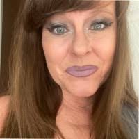 Robin Rivera's Instagram, Twitter & Facebook