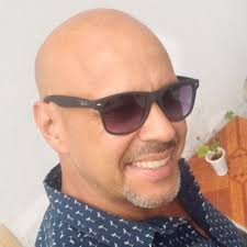 Luis Burga (@BurgaLuis)