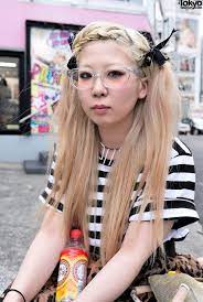 Japanese Designer With Blonde Hair And Glasses Japanese Fashion Japanese Fashion Japanese Street Fashion Geek Charming