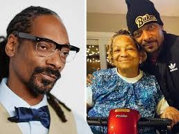 Beverly Tate's Instagram, Twitter & Facebook