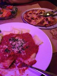Roberto S Restaurant Food Eat Restaurant