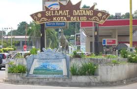 Ketika itu, semua benda besar seperti pokok atau batu yang besar dianggap didiami penunggu atau tunggu yang perlu dihormati dengan baik. Ceritaserammalaysia Hantu Penanggal Ataupun Lebih Dikenali Sebagai Balan Balan