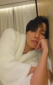 How much will the COLDEST 7 Coldest Starry Galaxies 46oz Bottle Tumbler  sell for?