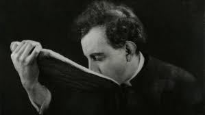 La Coquille et le clergyman (Germaine Dulac, 1927) - La Cinémathèque française
