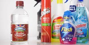 White Vinegar For Cleaning How To Use Vinegar Around The Home Expert Home Tips