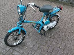 brommers oldtimers motoren en scooters speurders nl classic honda motorcycles honda 50 honda bikes