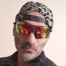 Mia moglie aggredita da un negro, l'ha sbattuta per terra»: il cartello  choc dal dentista ---> https://goo.gl/rHvLsq