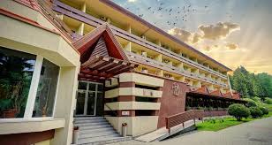 Cazare in baile tusnad 2018, vile hoteluri pensiuni in baile tusnad. Hotel Ciucas BÄile Tusnad PreÈuri Actualizate 2021