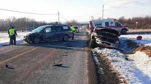 4 taken to hospital after 2-vehicle crash in Oneida County