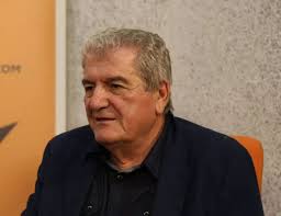 Srpski narod se ponosi srpskim jezikom