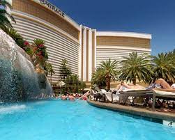 Mirage Pool Las Vegas Vacation Hotel Pool Vegas Vacation